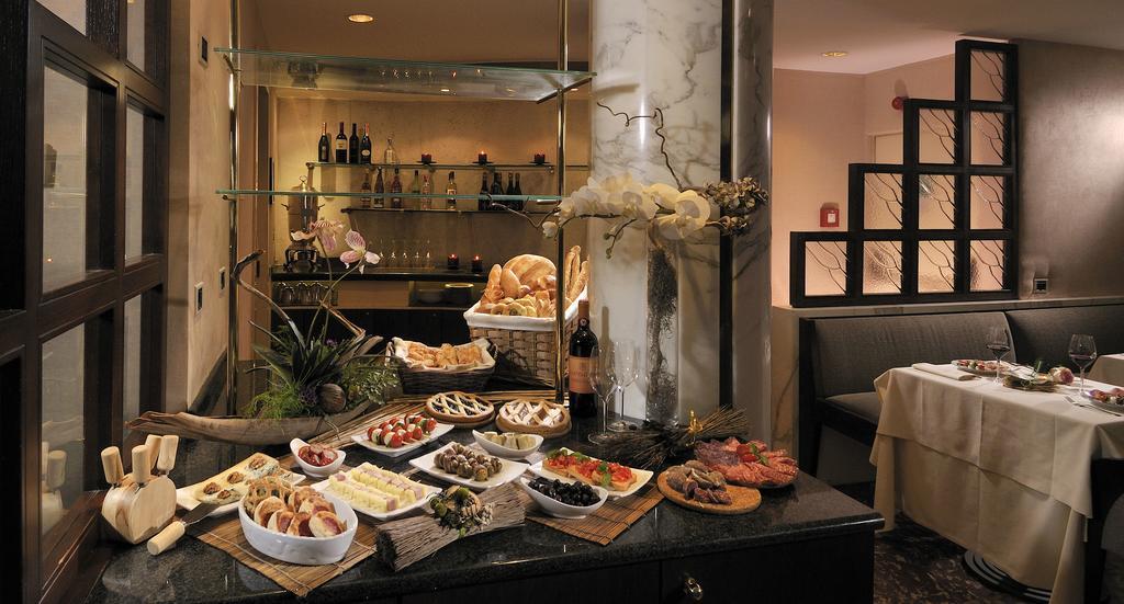 Best Western Hotel Piccadilly Rome Restaurant photo